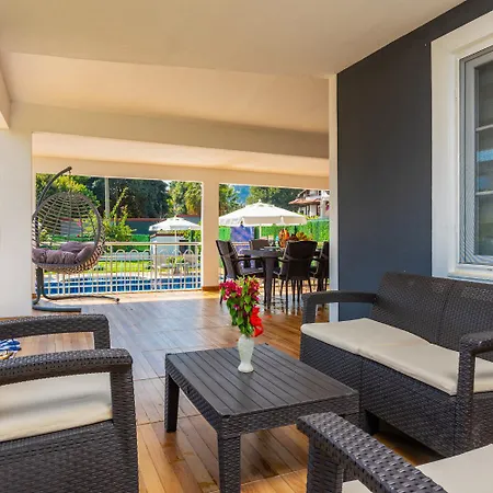 Delfin Villa