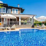 Villa Delfin